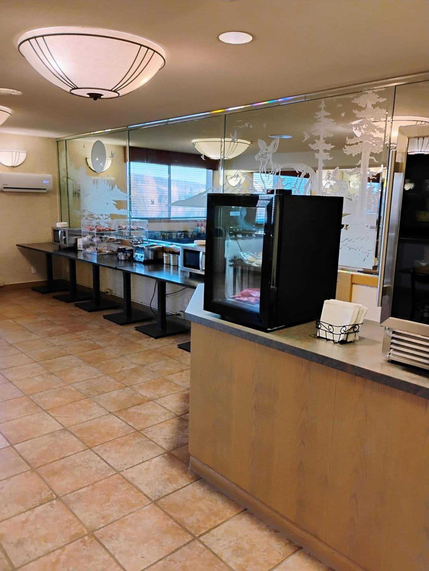 克拉马斯福尔斯希洛套房酒店 外观 照片